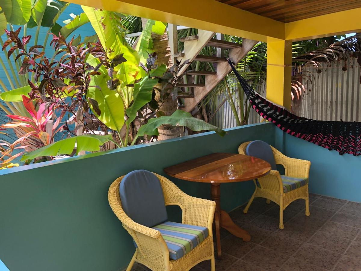 Colinda Cabanas Caye Caulker Exterior foto